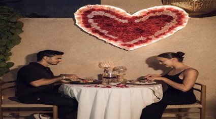 Romantic_Candle_Light_Dinner