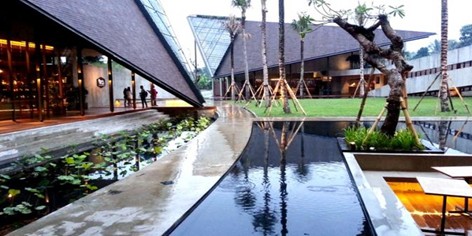 Secret_Garden_Village