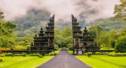 Bali_Handara_Gate